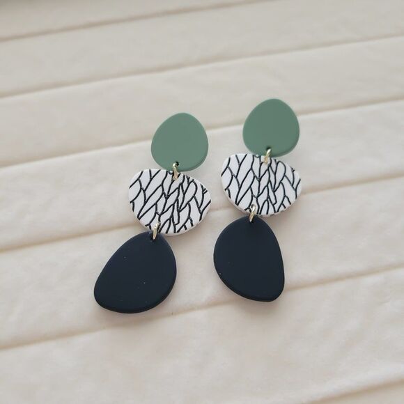 5/$25 Green and Black Acrylic Geometric Statement Earrings - Picture 7 of 10